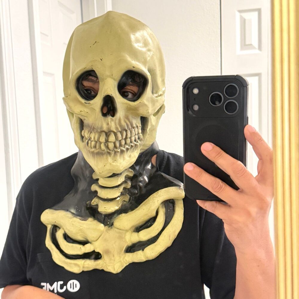 Skeleton Mask with Neck Halloween Costume